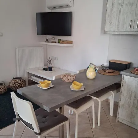Vrontas House Apartment