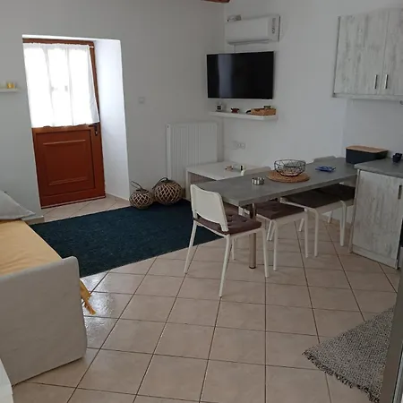 Vrontas House Daire *