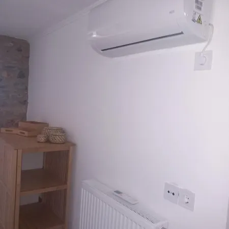 Vrontas House Daire *