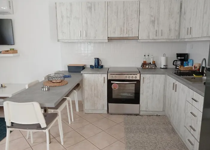 Vrontas House Apartment *